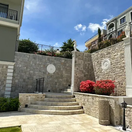 Appartement Mediterranea Complex - Luxury With Sea & Pool View!