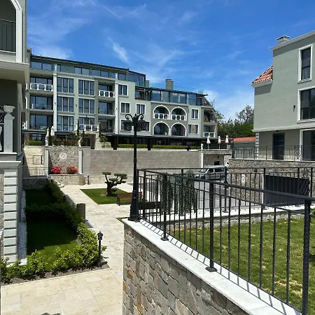 Appartement Mediterranea Complex - Luxury With Sea & Pool View! Varna